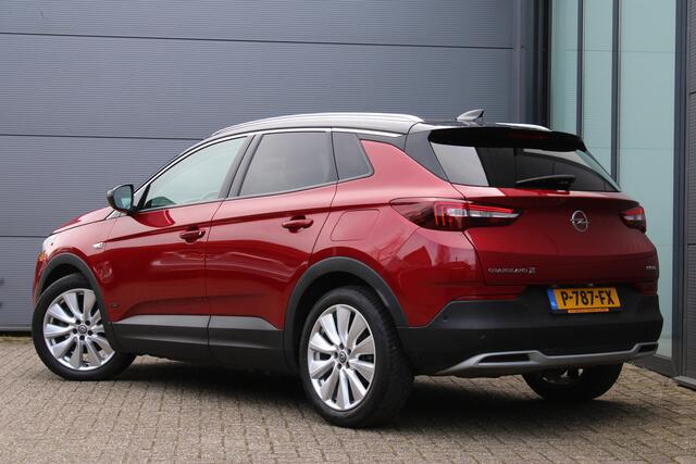 Opel Grandland X 1.6 Turbo Hybrid Ultimate | Trekhaak | Navigatie | BLIS | Camera | Elektrische achterklep