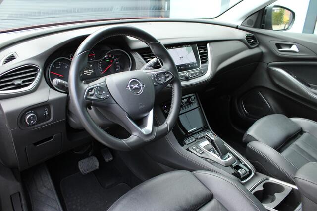 Opel Grandland X 1.6 Turbo Hybrid Ultimate | Trekhaak | Navigatie | BLIS | Camera | Elektrische achterklep