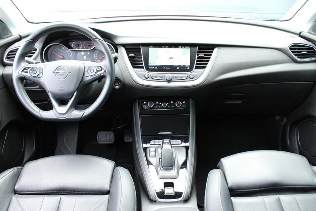 Opel Grandland X 1.6 Turbo Hybrid Ultimate | Trekhaak | Navigatie | BLIS | Camera | Elektrische achterklep