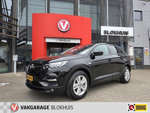 Opel Grandland X 1.2 Turbo 131 pk A/T Innovation | Trekhaak | Stoel verw.