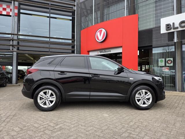 Opel Grandland X 1.2 Turbo 131 pk A/T Innovation | Trekhaak | Stoel verw.