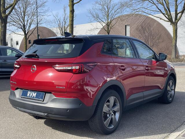 Opel Grandland X 1.6 Turbo Hybrid Ultimate VAN ¤26.900,- VOOR ¤23.877,- UW LENTEVOORDEEL ¤3.023,-