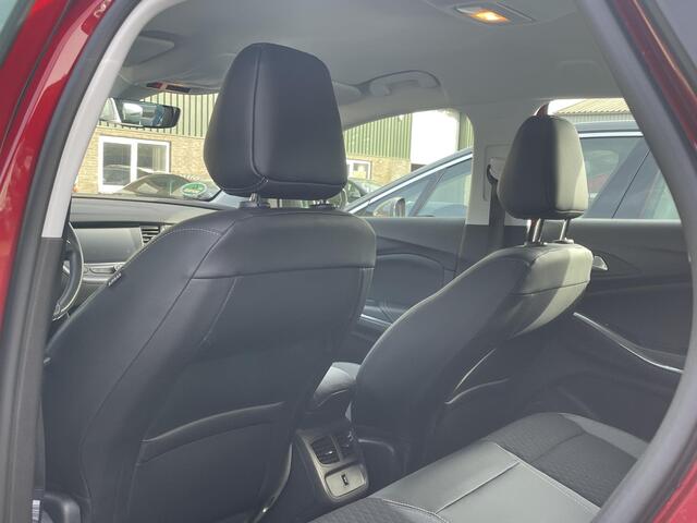 Opel Grandland X 1.6 Turbo Hybrid Ultimate VAN ¤26.900,- VOOR ¤23.877,- UW LENTEVOORDEEL ¤3.023,-