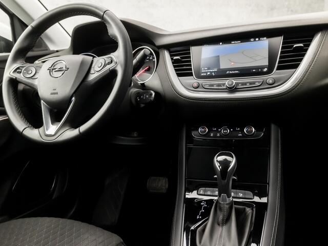 Opel Grandland X 1.2 Turbo Innovation Sport Automaat (APPLE CARPLAY, GROOT NAVI, CAMERA, LEDER, LED KOPLAMPEN, SPORTSTOELEN, TREKHAAK, DAB+, NIEUWSTAAT)