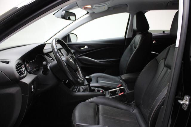 Opel Grandland X 1.6 CDTi Innovation | Camera / Keyless Entry / Blind Spot / Bluetooth / Navi