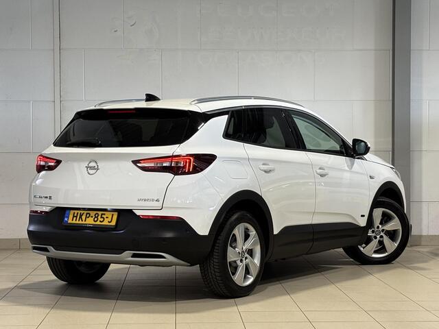 Opel Grandland X Business Elegance 1.6 Turbo Hybrid4 300pk e-EAT8 | AGR-STOELEN | KEYLESS | CAMERA | NAVI PRO | STOELVERWARMING | ISOFIX | ELEK. A.KLEP |
