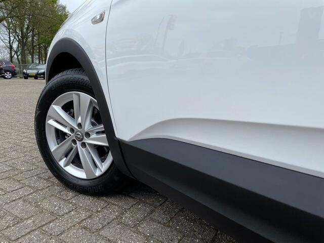 Opel Grandland X 1.2 Turbo Business Executive | Navi | Camera | Trekhaak | El Klep | PRIJS RIJKLAAR