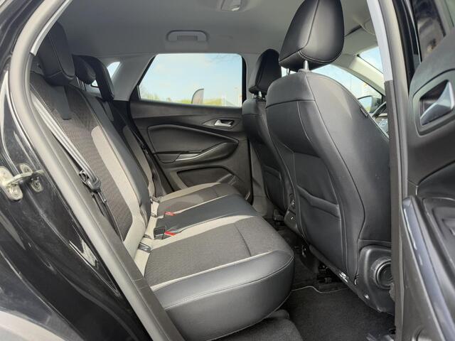 Opel Grandland X 1.2 Turbo 120 Jaar Edition 2e Eigenaar,Navi,Clima,Camera,Cruise,131pk,N.A.P,PDC V+A,Apple Carplay,Nieuwe APK bij Aflevering