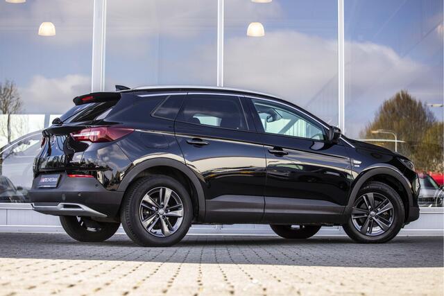 Opel Grandland X 1.2 Turbo Innovation | Stoel & stuur v. | CAM | 18'' |
