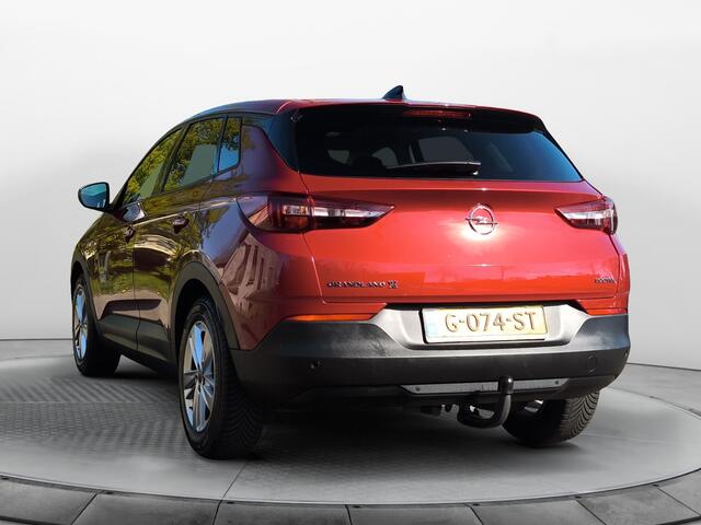 Opel Grandland X 1.2 Turbo Edition 1e-Eig. & Dealer-Onderh. BOVAG-Garantie. NL-Auto, Panoramadak, Trekhaak, Navigatie/Apple-Carplay/Android-Auto, Parkeersensoren-V+A, Verwarmde/Stoelen/Stuur, DAB, Privacy-Glas