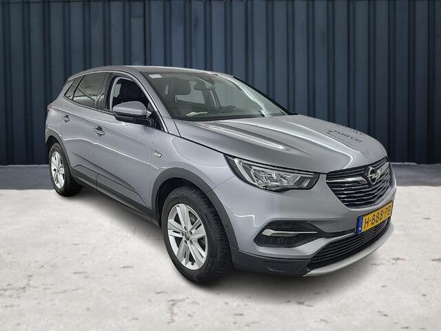 Opel Grandland X 1.2 Turbo Business Executive (131 PK) 1e-Eig, & Dealer-Onderh. BOVAG-Garantie. NL-Auto. Trekhaak, Half-Leer, Navigatie/Apple-Carplay/Android-Auto, Cruisecontrol, Keyless-Entry/Start, Parkeersensoren-V+A, Elek.-Achterklep, Stoelverwarming, Stuurverwarming,