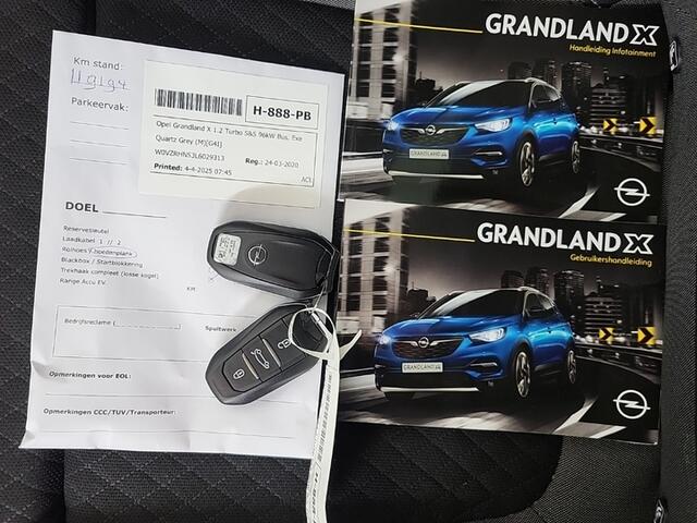 Opel Grandland X 1.2 Turbo Business Executive (131 PK) 1e-Eig, & Dealer-Onderh. BOVAG-Garantie. NL-Auto. Trekhaak, Half-Leer, Navigatie/Apple-Carplay/Android-Auto, Cruisecontrol, Keyless-Entry/Start, Parkeersensoren-V+A, Elek.-Achterklep, Stoelverwarming, Stuurverwarming,