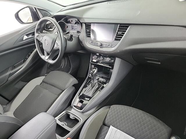 Opel Grandland X 1.2 Turbo Business Executive (131 PK) 1e-Eig, & Dealer-Onderh. BOVAG-Garantie. NL-Auto. Trekhaak, Half-Leer, Navigatie/Apple-Carplay/Android-Auto, Cruisecontrol, Keyless-Entry/Start, Parkeersensoren-V+A, Elek.-Achterklep, Stoelverwarming, Stuurverwarming,