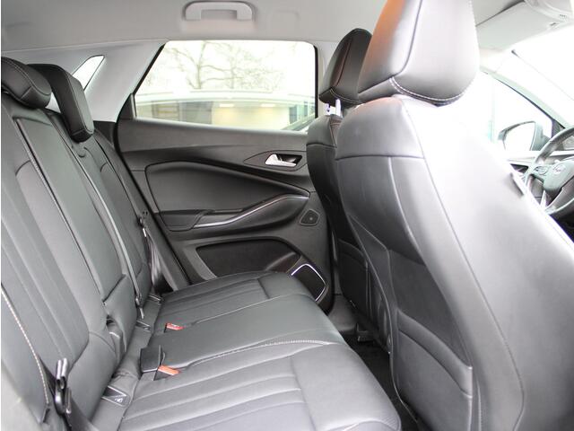 Opel Grandland X 1.6 Turbo Ultimate Automaat | Navi / Leder / Camera