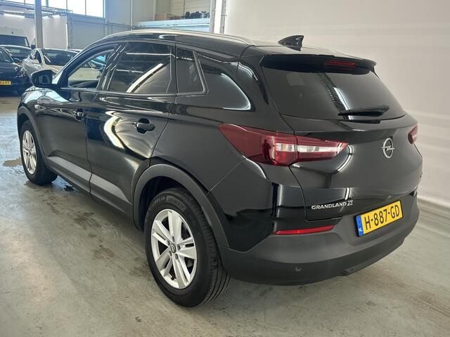 Opel Grandland X 1.2 Turbo Business Executive Navi | Winter Pack | Sensoren Rondom | Airco 2 Zones | NAP | Volledig Dealer Onderh.
