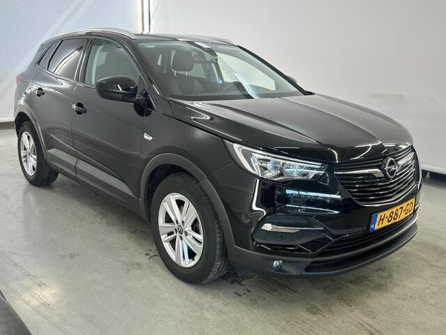 Opel Grandland X 1.2 Turbo Business Executive Navi | Winter Pack | Sensoren Rondom | Airco 2 Zones | NAP | Volledig Dealer Onderh.