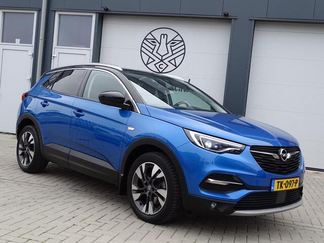 Opel Grandland X 1.2 Turbo Innovation 6-Bak, Navigatie, Achteruitrijcamera, Sport Interieur, Airco/ECC, CruiseControl, Parkeersensoren, Trekhaak afneembaar, LM-velgen, Dimmende binnenspiegel