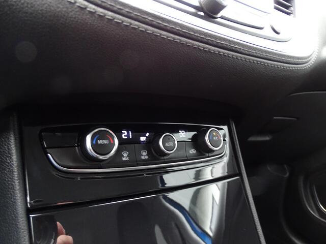 Opel Grandland X 1.2 Turbo Innovation 6-Bak, Navigatie, Achteruitrijcamera, Sport Interieur, Airco/ECC, CruiseControl, Parkeersensoren, Trekhaak afneembaar, LM-velgen, Dimmende binnenspiegel