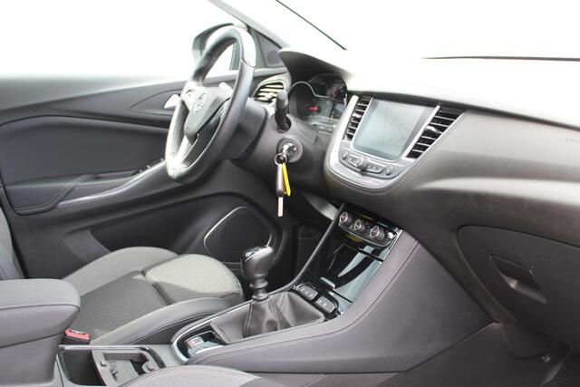 Opel Grandland X 1.2 Turbo Innovation Navigatie / Stuur+Stoel Verwarming