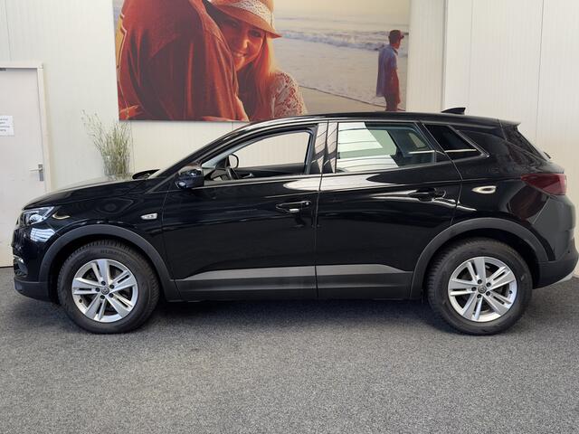 Opel Grandland X 1.2 Turbo Business Edition 10 op Voorraad NAVIGATIE CRUISE CONTROL APPLE CARPLAY/ANDROID RIJSTROOKSENSOREN ACHTERUITRIJCAMERA ZEER MOOI !! 3010