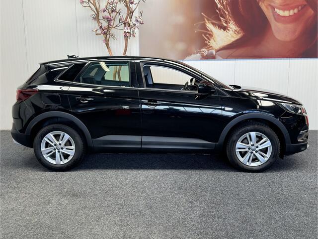 Opel Grandland X 1.2 Turbo Business Edition 10 op Voorraad NAVIGATIE CRUISE CONTROL APPLE CARPLAY/ANDROID RIJSTROOKSENSOREN ACHTERUITRIJCAMERA ZEER MOOI !! 3010