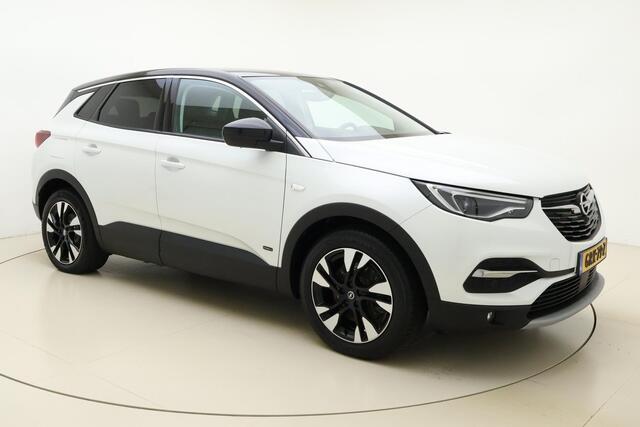 Opel Grandland X 1.6 Turbo Hybrid4 Innovation 300 PK | Navigatie | Rondomzicht Camera | Zwart dak | Keyless | AGR Stoelen | Stoelverwarming | Lichtmetalen velgen