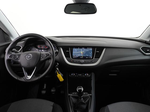 Opel Grandland X 1.2 Turbo 131PK Apple Carplay Android Auto Navi Ecc Cruise control Licht-Regensensor Business + Pdc Led DAB Lmv 17" Bluetooth Rijstrooksensor Verkeersbord detectie EURO 6 AG