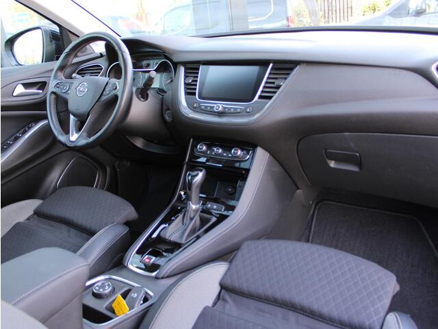 Opel Grandland X 1.2 Turbo Ultimate Automaat | Navi / Panoramadak / Climate