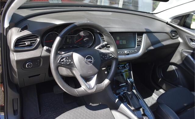 Opel Grandland X 1.6 Turbo Ultimate / Adaptive Cruisecontrol / Carplay / Parkeerhulp / Keyless / LED /