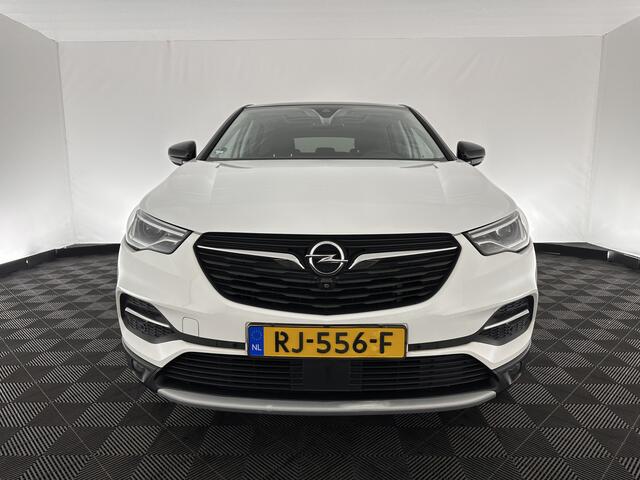Opel Grandland X 1.2 Turbo Innovation *PANO | FUL-LEATHER | FULL-LED | DENON-SOUND | CAMERA | KEYLESS | COMFORT-SEATS | HEATED-SEATS | 18''ALU | ECC | PDC | CRUISE*