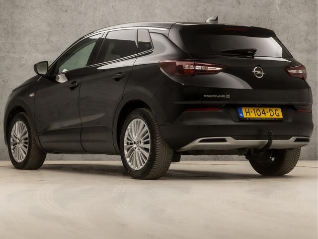 Opel Grandland X 1.2 Turbo Business Executive Automaat (APPLE CARPLAY, GROOT NAVI, STUUR/STOELVERWARMING, CAMERA, LEDER, SPORTSTOELEN, KEYLESS, CRUISE, DAB+, NIEUWSTAAT)