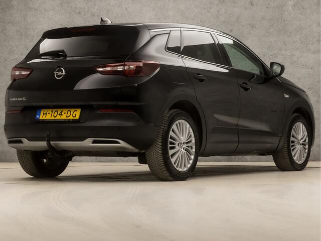 Opel Grandland X 1.2 Turbo Business Executive Automaat (APPLE CARPLAY, GROOT NAVI, STUUR/STOELVERWARMING, CAMERA, LEDER, SPORTSTOELEN, KEYLESS, CRUISE, DAB+, NIEUWSTAAT)