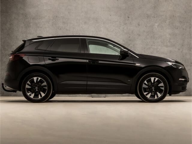 Opel Grandland X 1.6 Turbo Hybrid Business Elegance 229Pk Automaat (APPLE CARPLAY, GROOT NAVI, LEDER, 360 CAMERA, SPORTSTOELEN, TREKHAAK, CLIMATE, LED KOPLAMPEN, KEYLESS, NIEUWSTAAT)