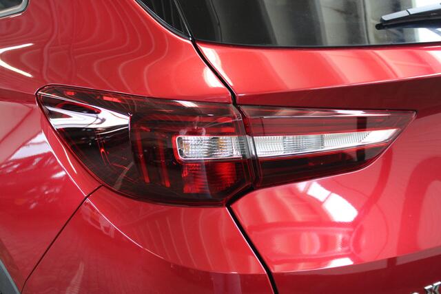 Opel Grandland X 1.2 Turbo Business Executive | Incl. 12 maanden garantie | 1ste eigenaar | Parkeersensoren | Elektrische kofferbak | Cruise controle | Apple CarPlay/Android Auto | Keyless entry | Climate controle | Navigatie |