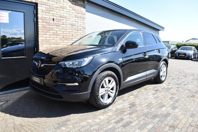 Opel Grandland X 1.2 TURBO BNS ED. Cruise, Carplay, Trekhaak