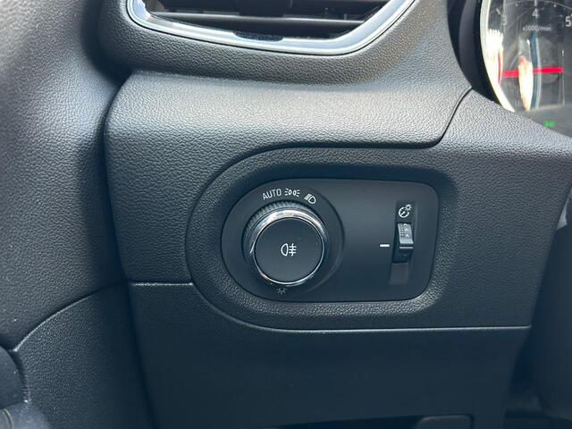 Opel Grandland X 1.2 Turbo Innovation | Trekhaak | Navigatie | Stoel/Stuurwielverwarming | Climate Control | Parkeersensoren | Led Koplampen