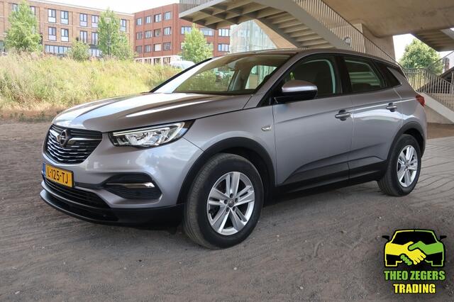 Opel Grandland X 1.2 Turbo Edition