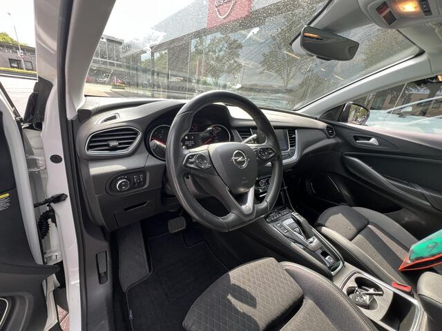 Opel Grandland X 1.6 Turbo Hybrid Elegance Plug-in Hybrid |