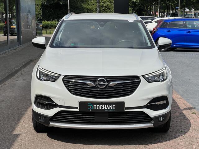 Opel Grandland X 1.6 Turbo Hybrid Elegance Plug-in Hybrid |