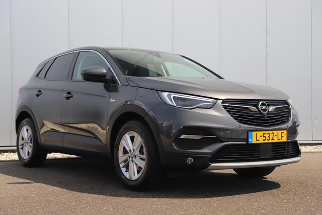 Opel Grandland X 1.2 Turbo Business Elegance 131PK Trekhaak Navigatie Achteruitrijcamera Clima Cruise Rijstrooksensor Elektrische Achterklep All-Season Banden!