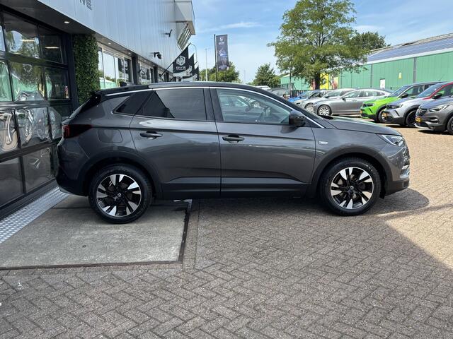 Opel Grandland X 1.2 Turbo Innovation | Carplay | 360 Camera | Winter Pack