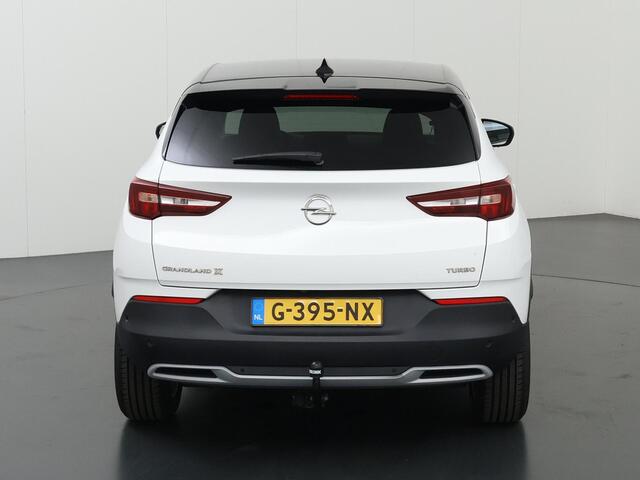 Opel Grandland X 1.2 Turbo Innovation | Trekhaak | Navigatie | Parkeercamera | Climate Control | Keyless Go |