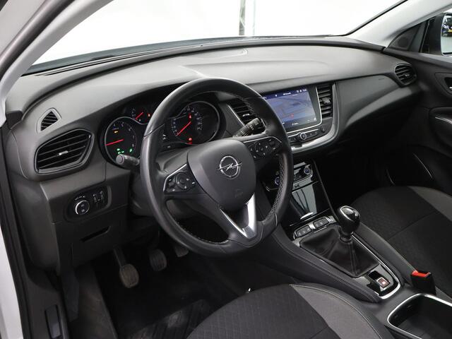 Opel Grandland X 1.2 Turbo Innovation | Trekhaak | Navigatie | Parkeercamera | Climate Control | Keyless Go |