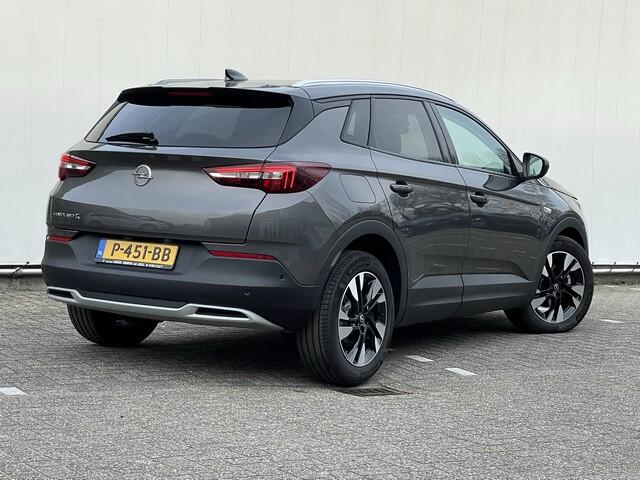 Opel Grandland X 1.2 Turbo Elegance Automaat met Navi/Camera, Winterpakket, 18inch, AGR