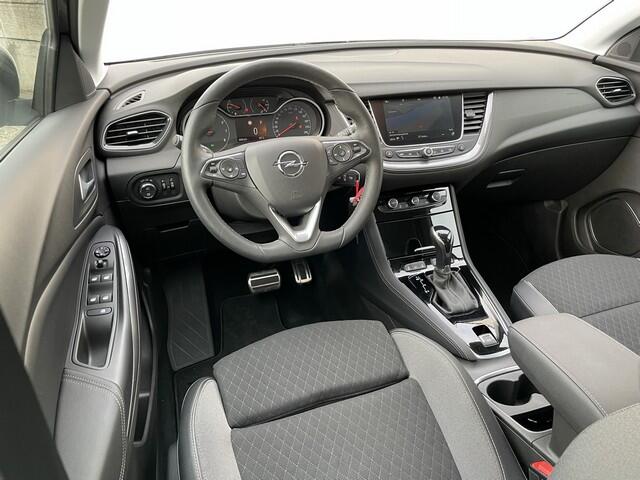 Opel Grandland X 1.2 Turbo Elegance Automaat met Navi/Camera, Winterpakket, 18inch, AGR