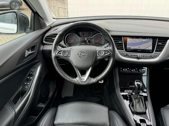 Opel Grandland X 1.2 Turbo Ultimate met Leer, Stoelkoeling, 19inch, Navi/360-Camera