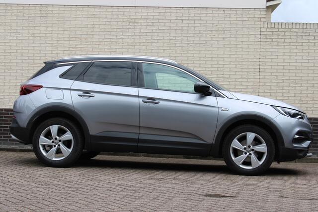Opel Grandland X 1.2 Turbo Innovation | Trekhaak | Camera | BLIS | Keyless