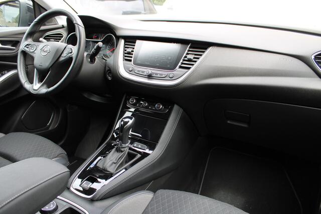 Opel Grandland X 1.2 Turbo Innovation | Trekhaak | Camera | BLIS | Keyless