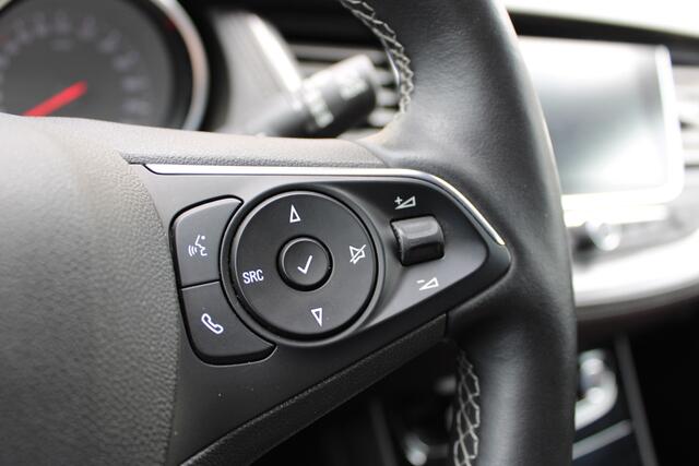 Opel Grandland X 1.2 Turbo Innovation | Trekhaak | Camera | BLIS | Keyless