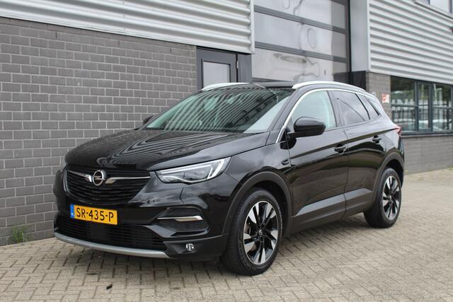 Opel Grandland X 1.2 Turbo Innovation / Carplay / Leer / Stoelverwaming/koeling